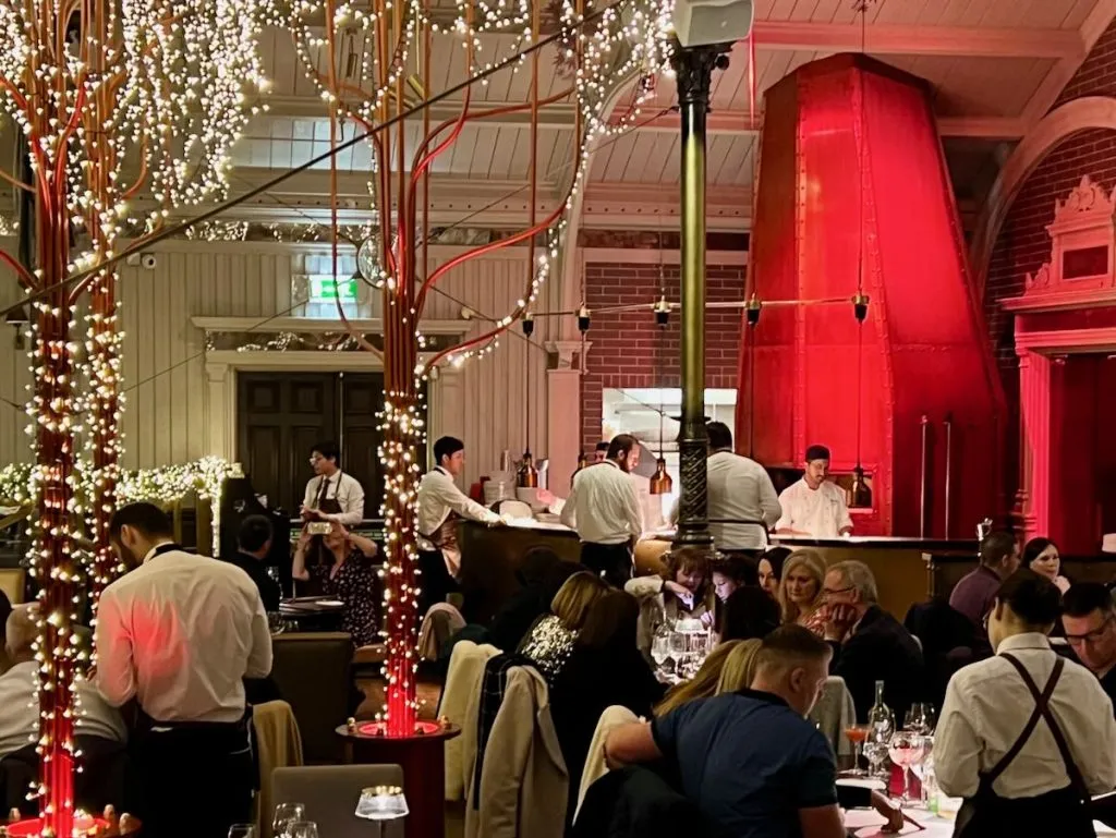 Christmas vibes at the Mansion House in Dublin